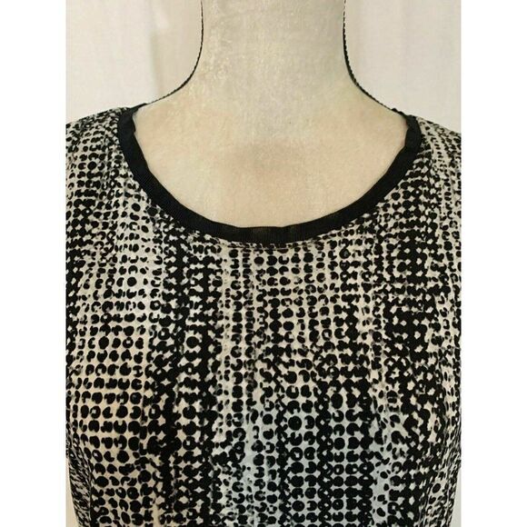 T Tahari Womens Black White Crew Neck Tank Top Blouse Medium - Picture 2 of 7
